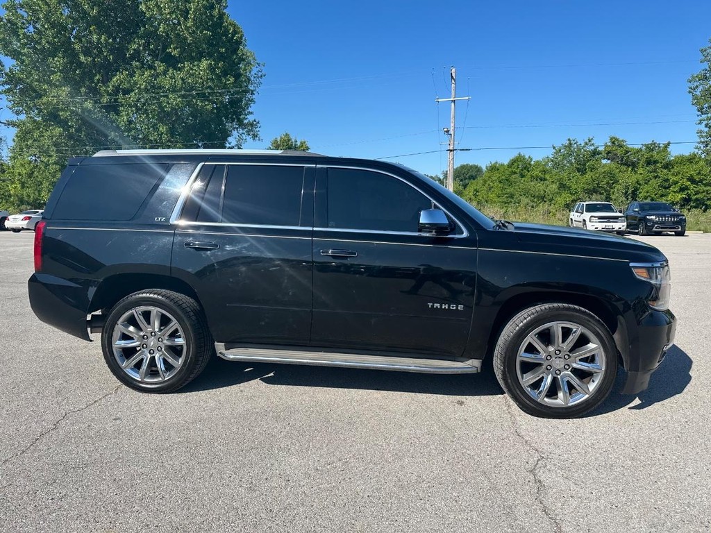 Chevrolet Tahoe Vehicle Full-screen Gallery Image 6