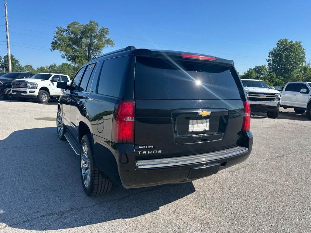 Chevrolet Tahoe Vehicle Full-screen Gallery Image 12