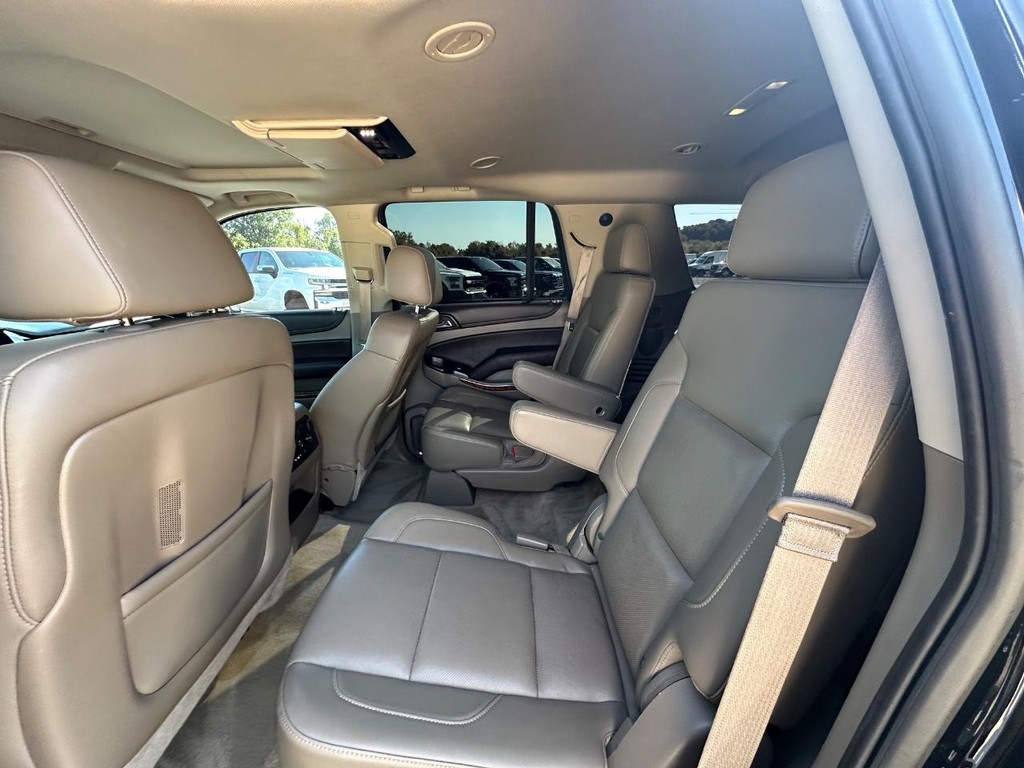 Chevrolet Tahoe Vehicle Full-screen Gallery Image 16