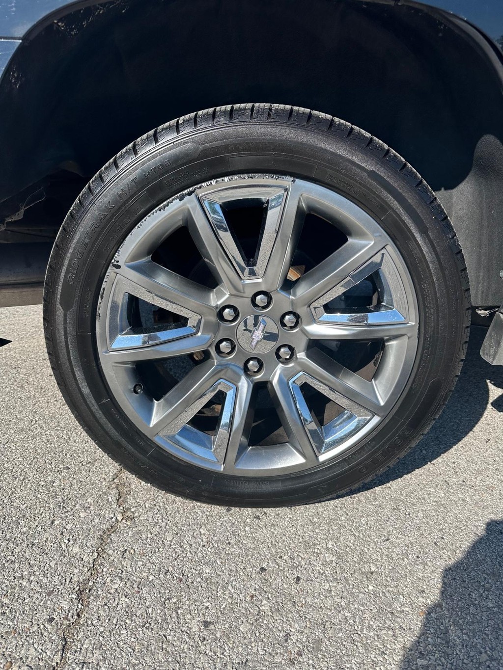 Chevrolet Tahoe Vehicle Full-screen Gallery Image 19