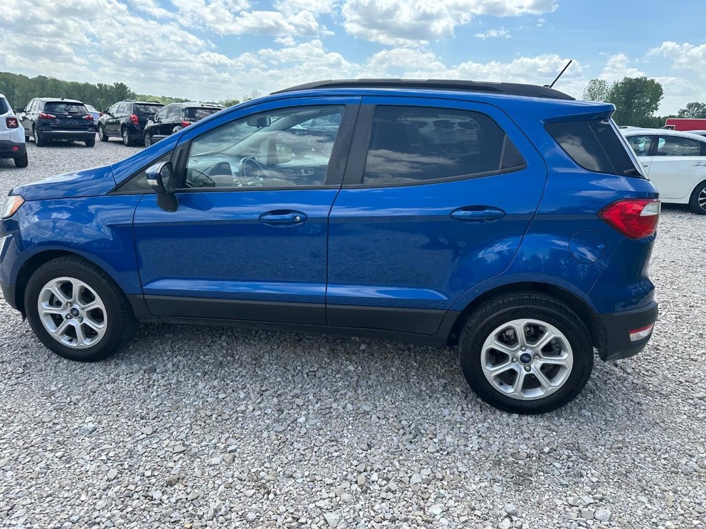 Ford EcoSport Vehicle Full-screen Gallery Image 7
