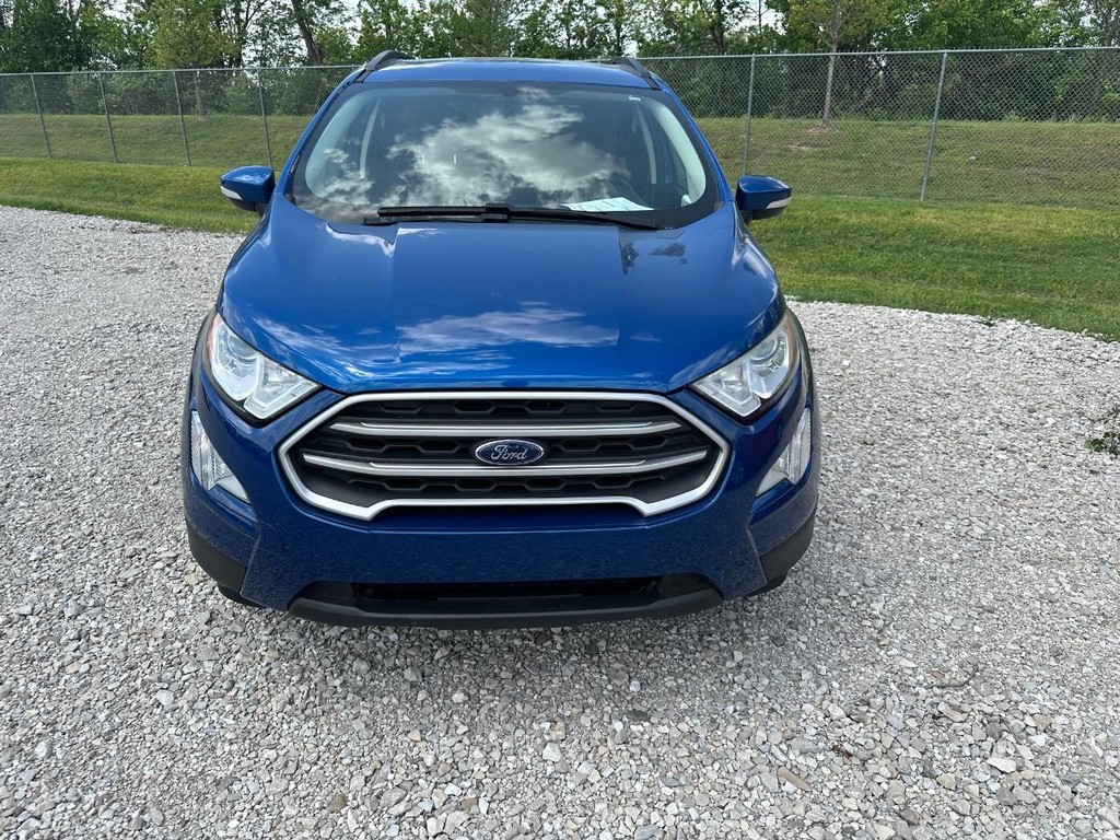 Ford EcoSport Vehicle Full-screen Gallery Image 11