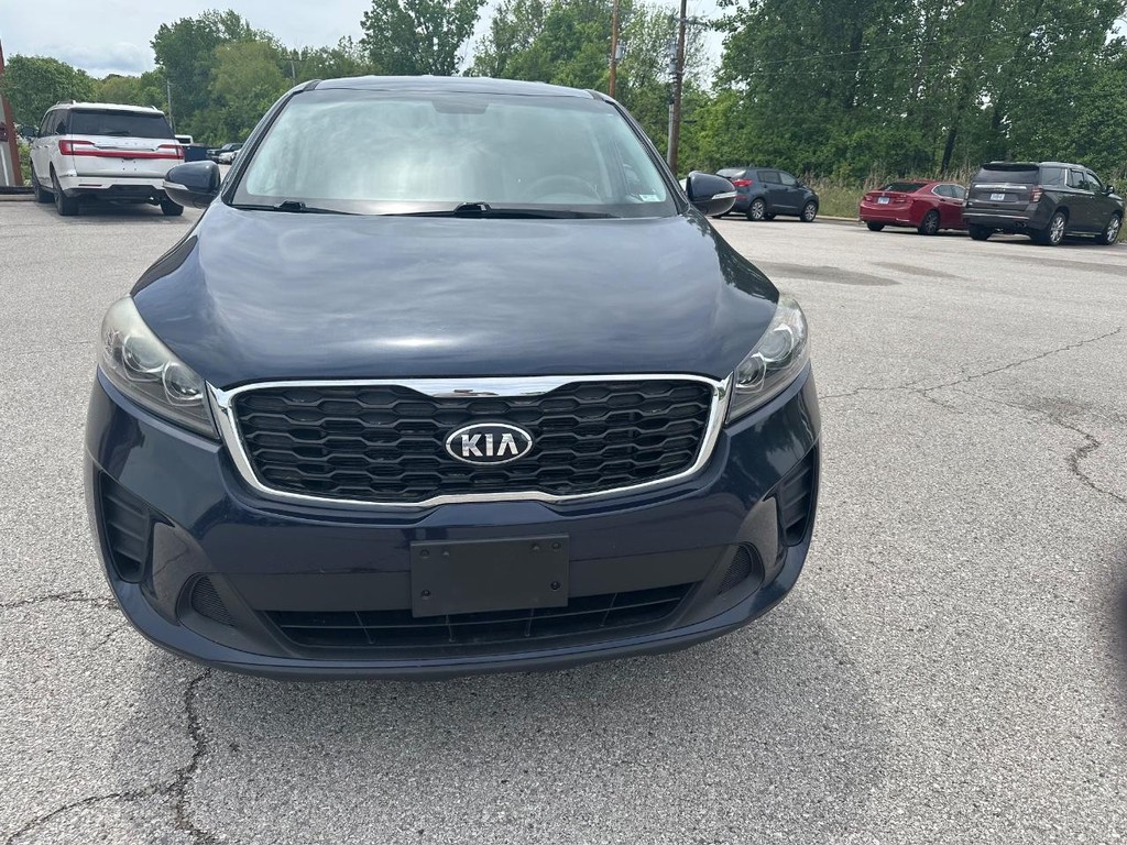 Kia Sorento Vehicle Full-screen Gallery Image 8