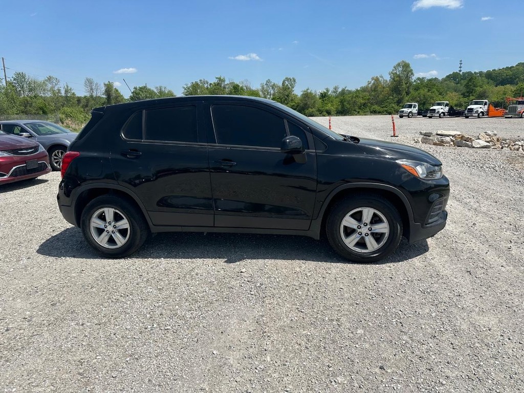 Chevrolet Trax Vehicle Full-screen Gallery Image 2