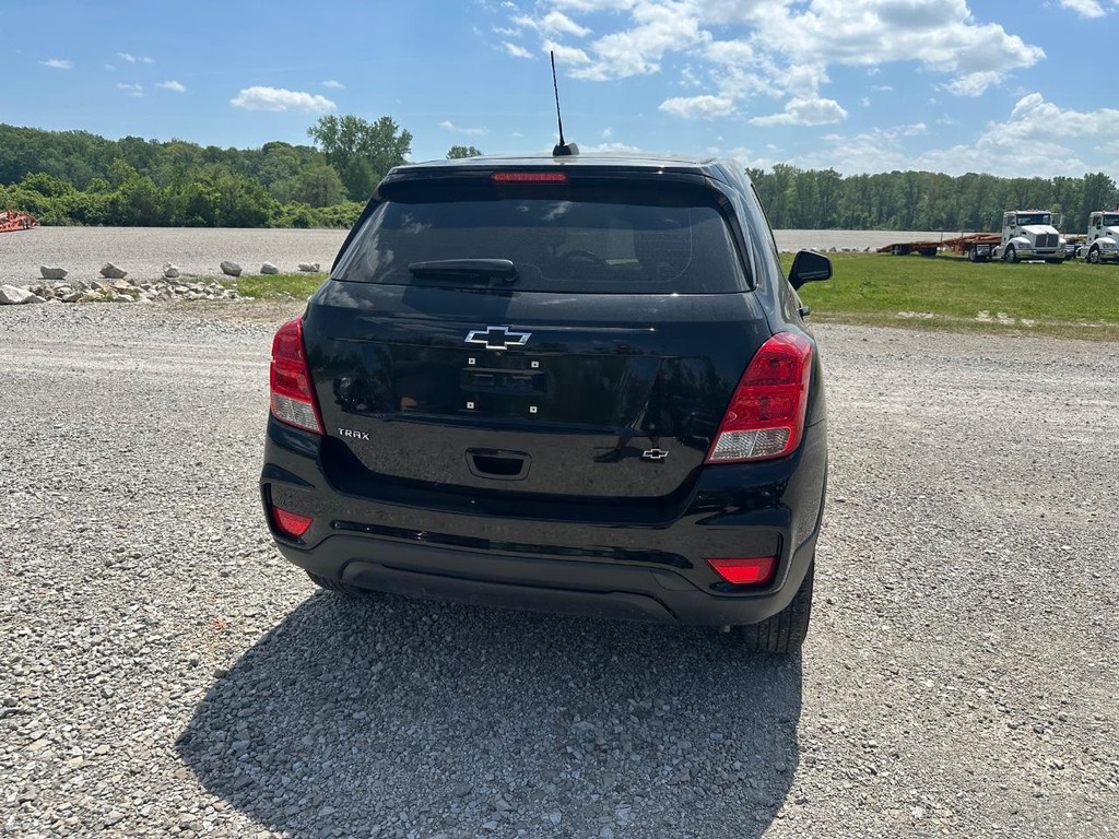 Chevrolet Trax Vehicle Full-screen Gallery Image 4
