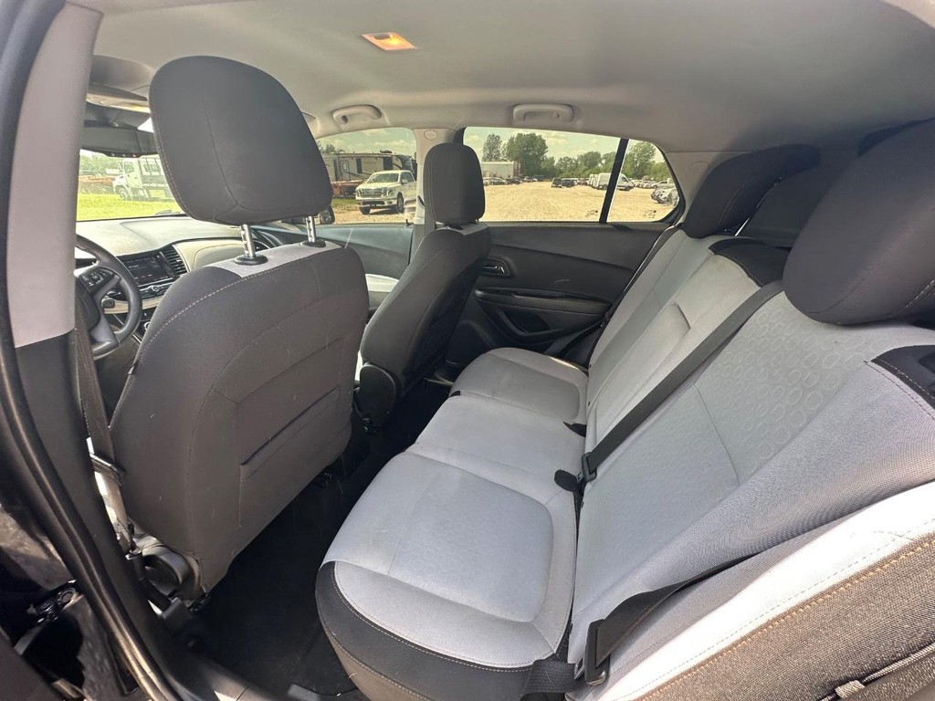 Chevrolet Trax Vehicle Full-screen Gallery Image 11