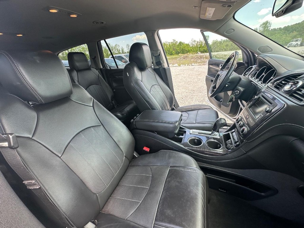 Buick Enclave Vehicle Full-screen Gallery Image 11
