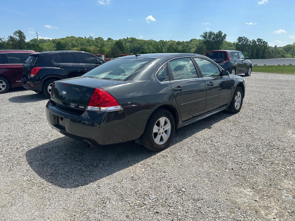 Chevrolet Impala Limited Vehicle Full-screen Gallery Image 3