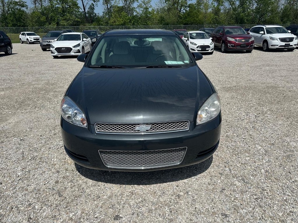 Chevrolet Impala Limited Vehicle Full-screen Gallery Image 8