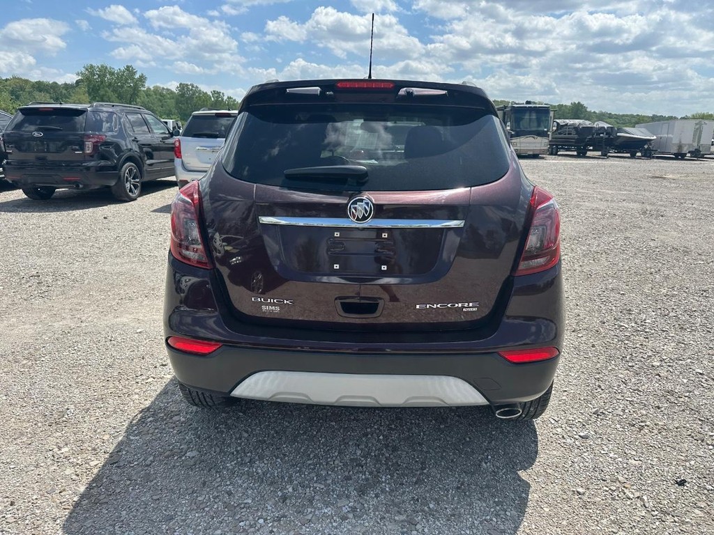 Buick Encore Vehicle Full-screen Gallery Image 04