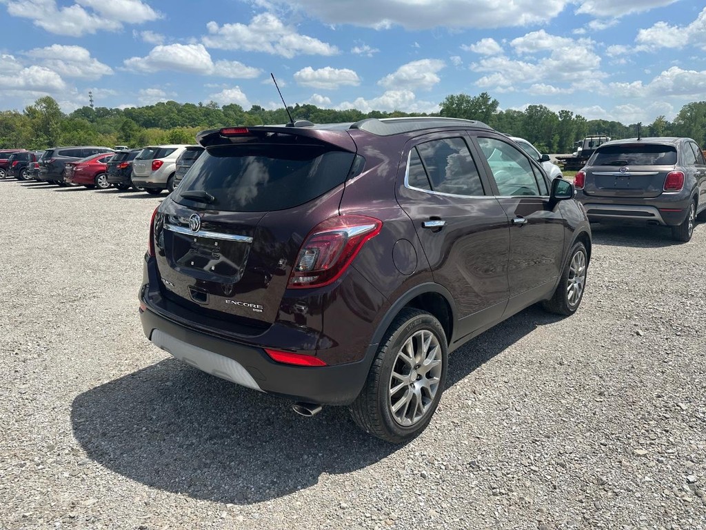 Buick Encore Vehicle Full-screen Gallery Image 05