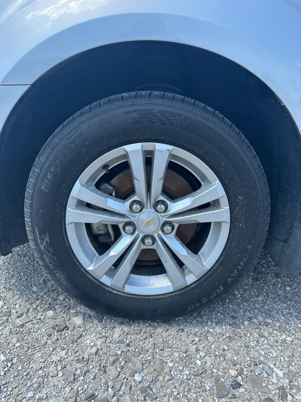 Chevrolet Equinox Vehicle Full-screen Gallery Image 08