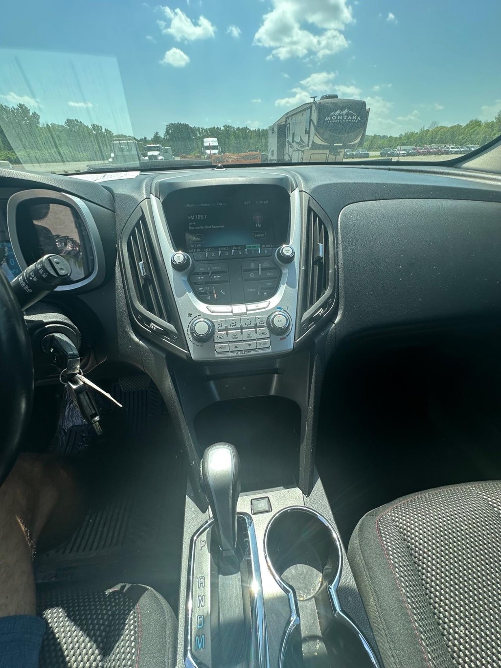Chevrolet Equinox Vehicle Full-screen Gallery Image 15