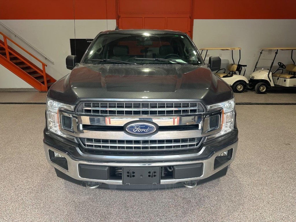 Ford F-150 Vehicle Full-screen Gallery Image 8