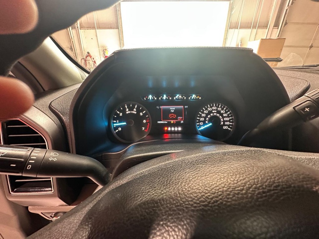 Ford F-150 Vehicle Full-screen Gallery Image 20