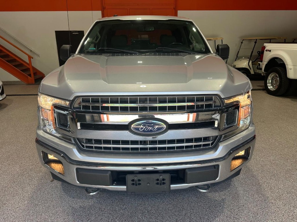 Ford F-150 Vehicle Full-screen Gallery Image 8
