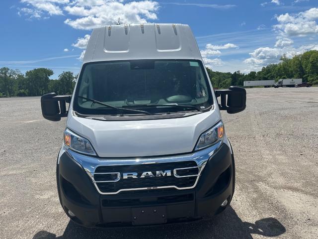 Ram ProMaster Cargo Van Vehicle Full-screen Gallery Image 7