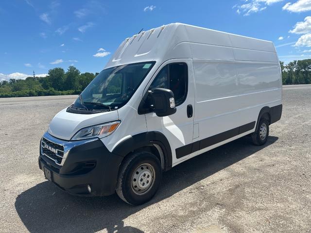 Ram ProMaster Cargo Van Vehicle Full-screen Gallery Image 9