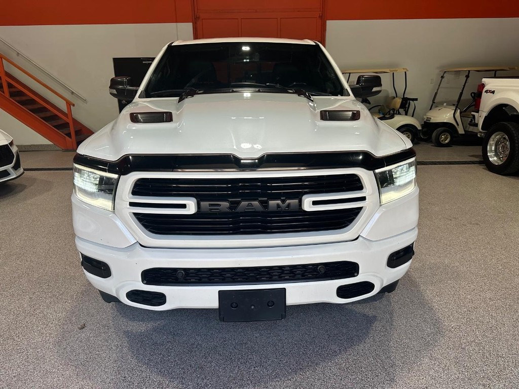 Ram 1500 Vehicle Full-screen Gallery Image 8