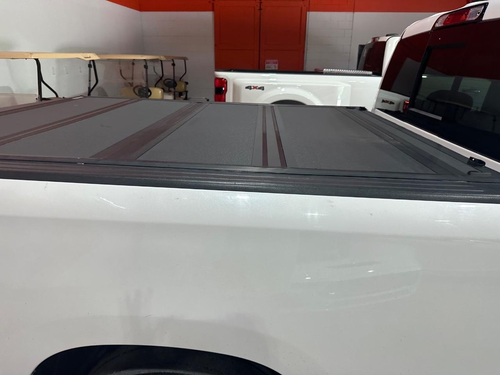 Ram 1500 Vehicle Full-screen Gallery Image 14