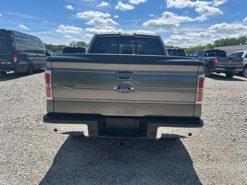 Ford F-150 Vehicle Full-screen Gallery Image 2