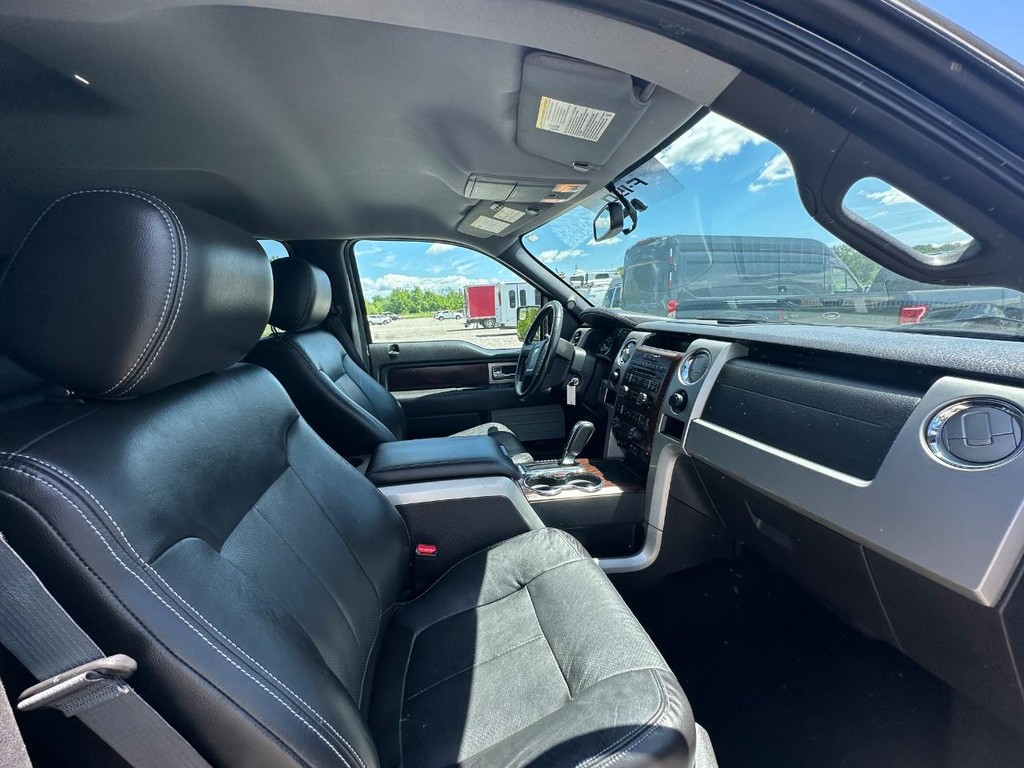 Ford F-150 Vehicle Full-screen Gallery Image 11