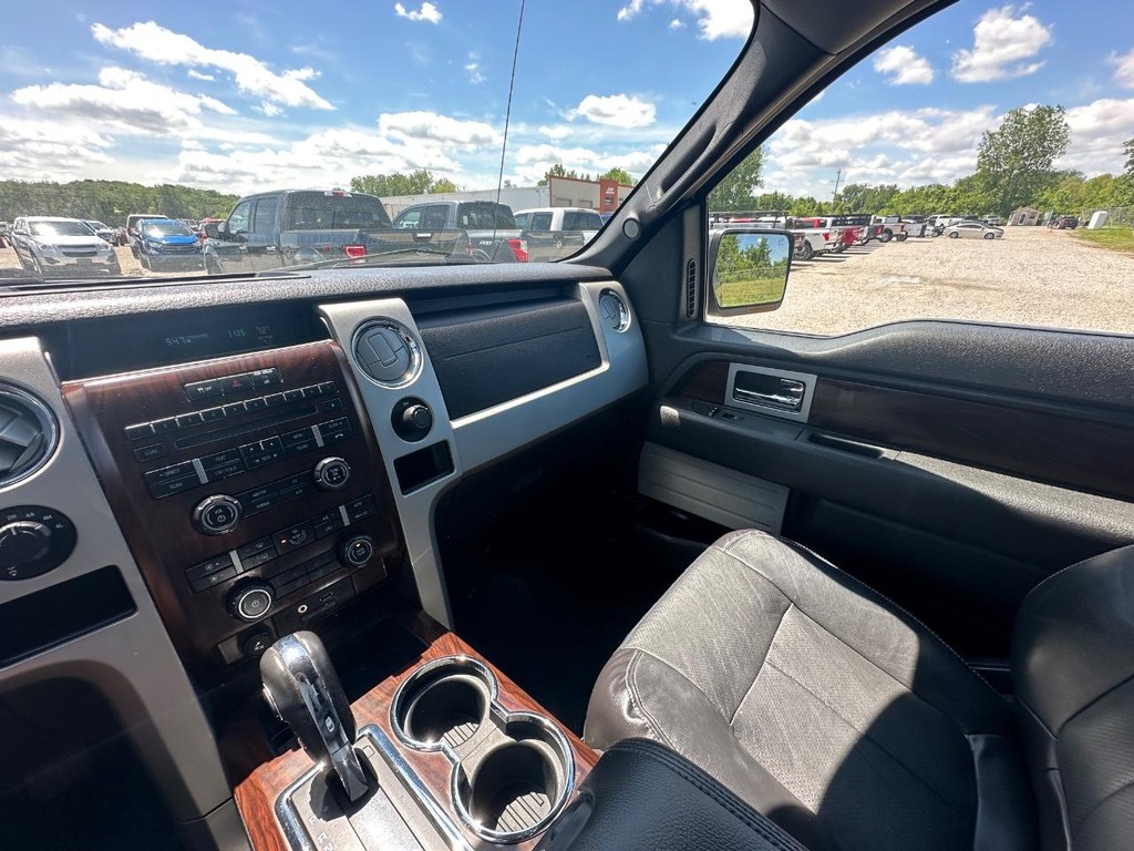 Ford F-150 Vehicle Full-screen Gallery Image 19