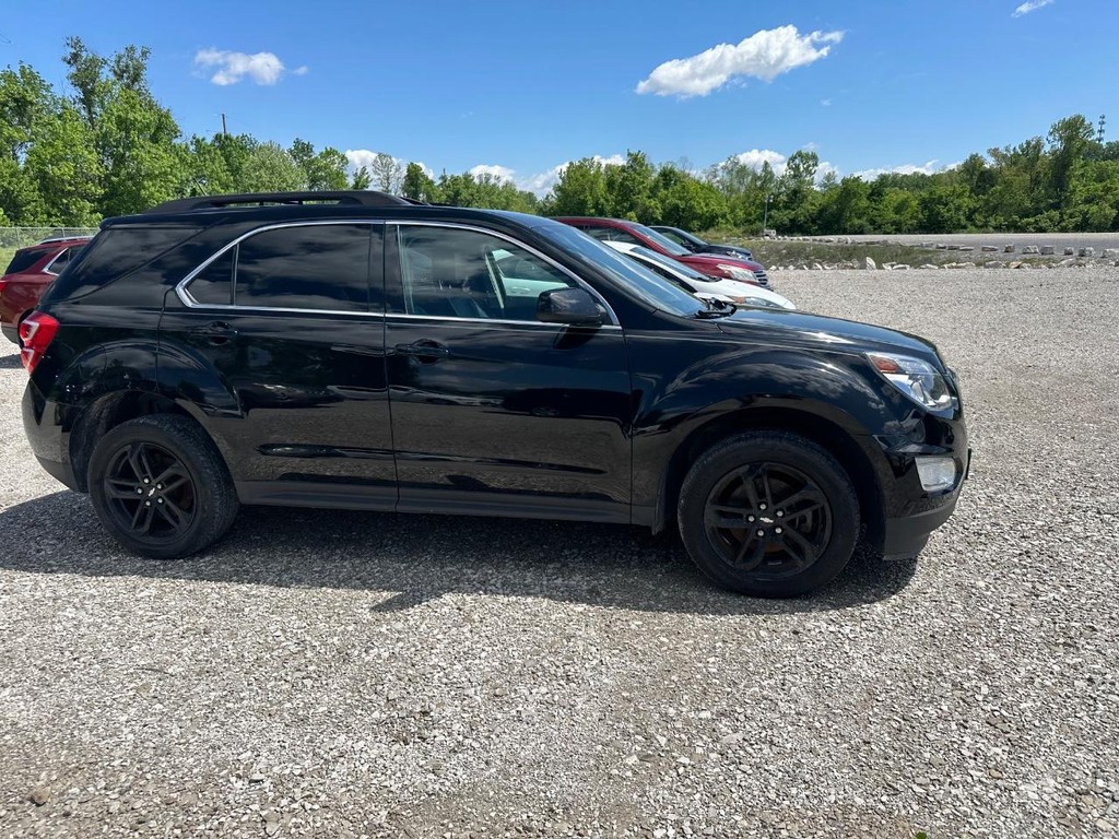 Chevrolet Equinox Vehicle Full-screen Gallery Image 02