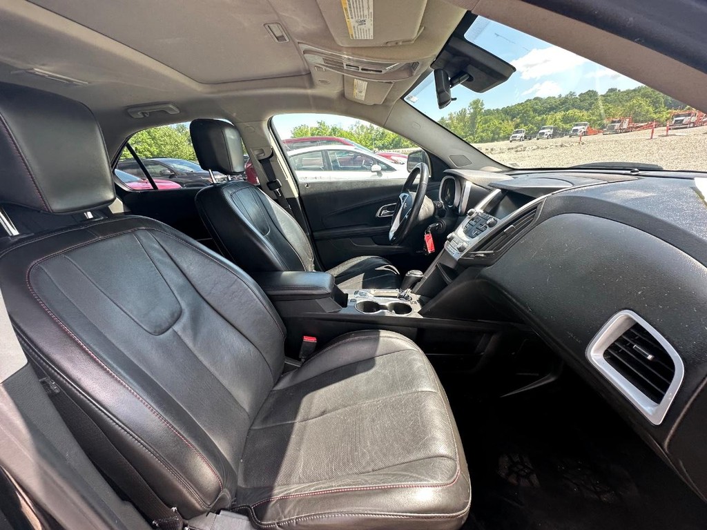 Chevrolet Equinox Vehicle Full-screen Gallery Image 15
