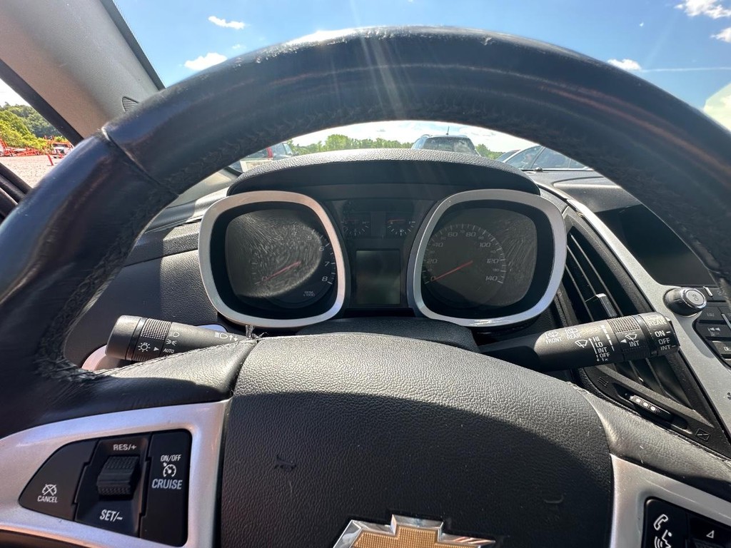 Chevrolet Equinox Vehicle Full-screen Gallery Image 19
