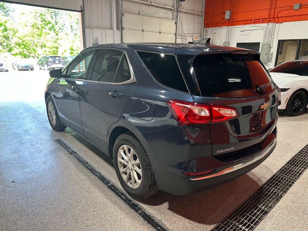 Chevrolet Equinox Vehicle Full-screen Gallery Image 5