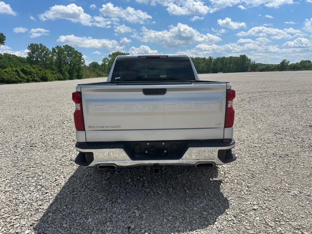 Chevrolet Silverado 1500 Vehicle Full-screen Gallery Image 2