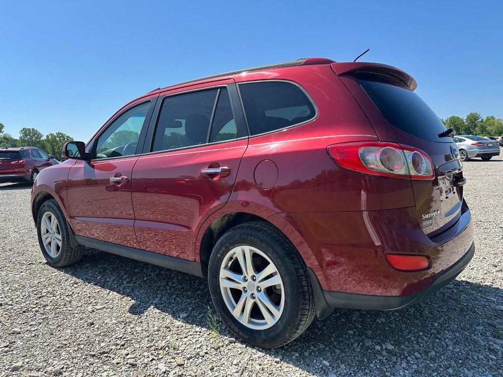 Hyundai Santa Fe Vehicle Full-screen Gallery Image 3