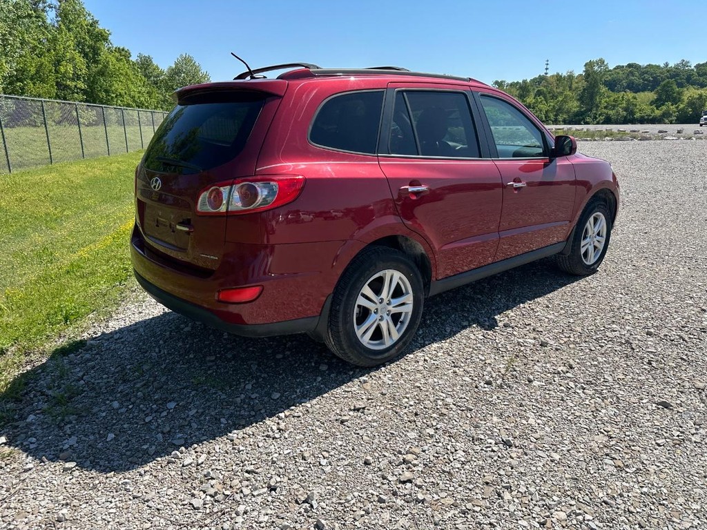 Hyundai Santa Fe Vehicle Full-screen Gallery Image 5