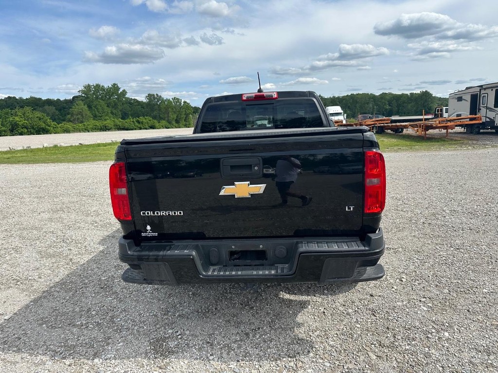 Chevrolet Colorado Vehicle Full-screen Gallery Image 05