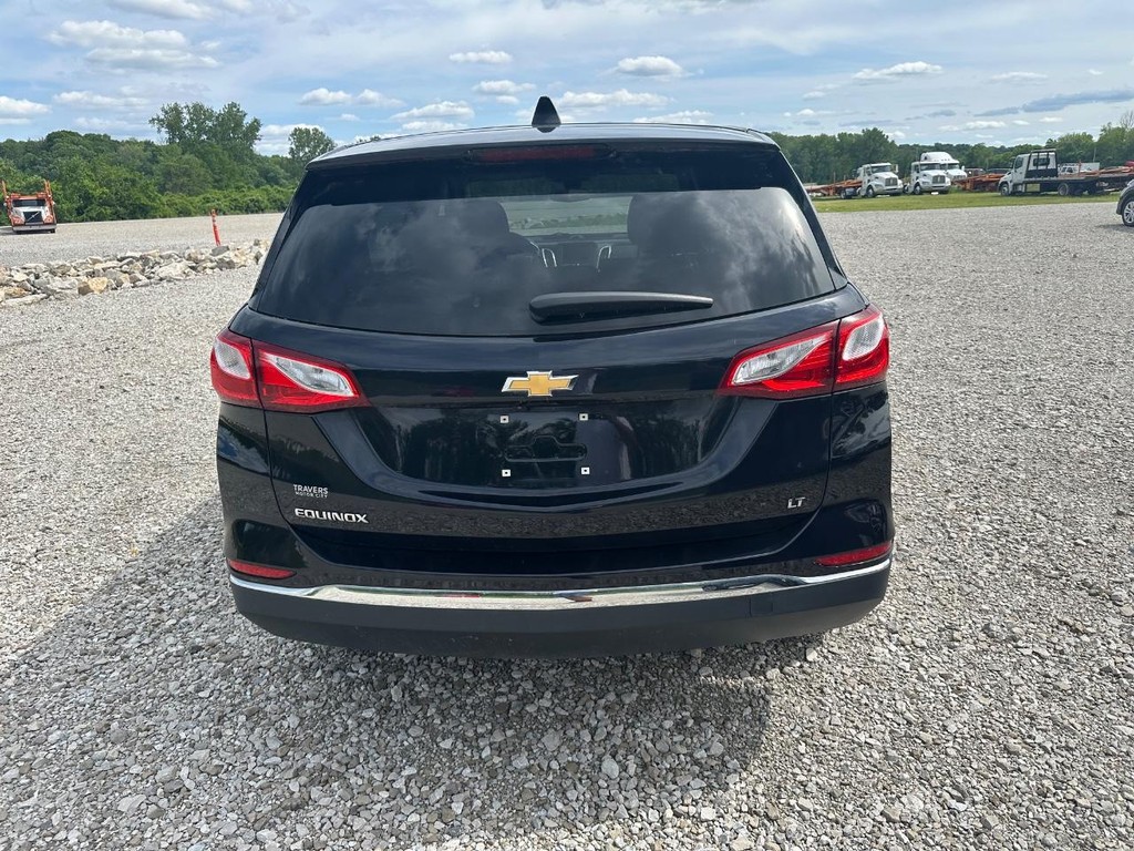 Chevrolet Equinox Vehicle Full-screen Gallery Image 06