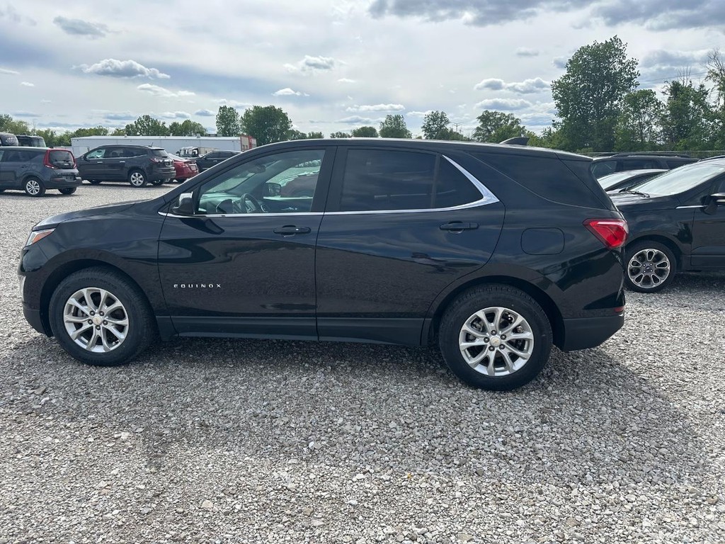 Chevrolet Equinox Vehicle Full-screen Gallery Image 19