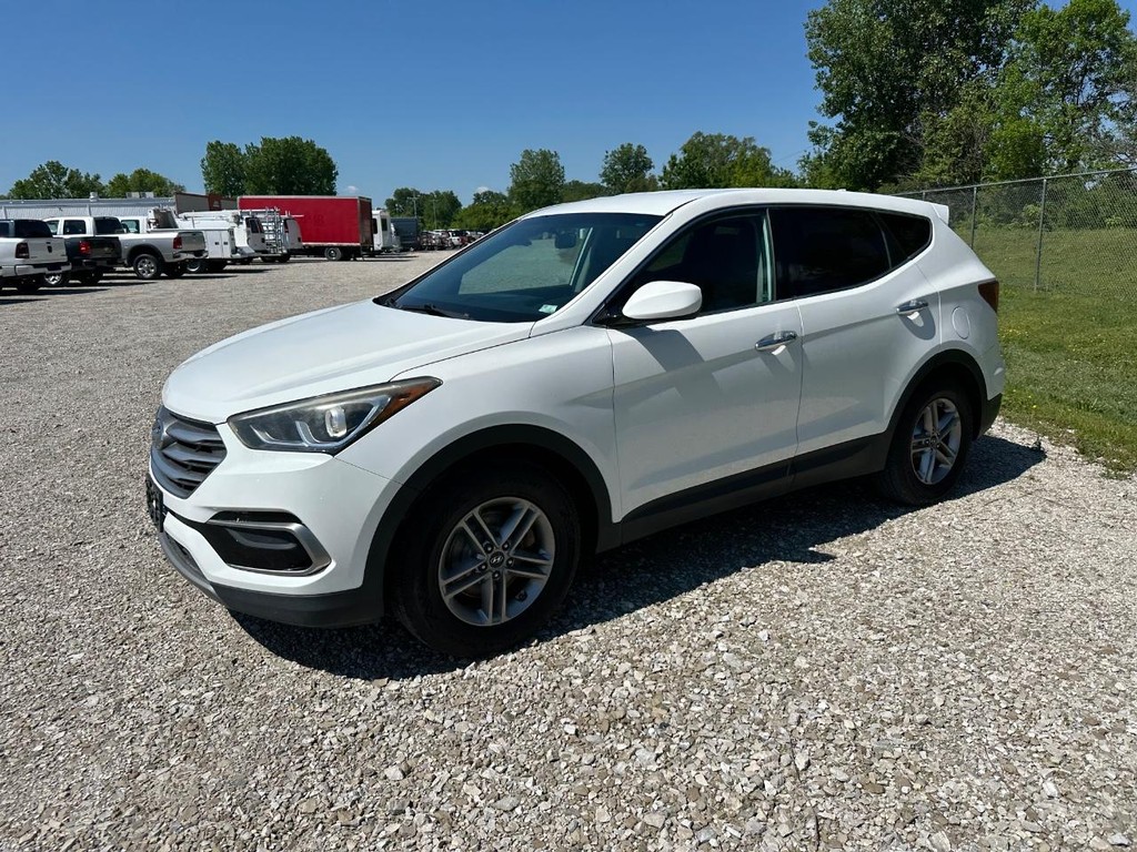 Hyundai Santa Fe Sport Vehicle Full-screen Gallery Image 5