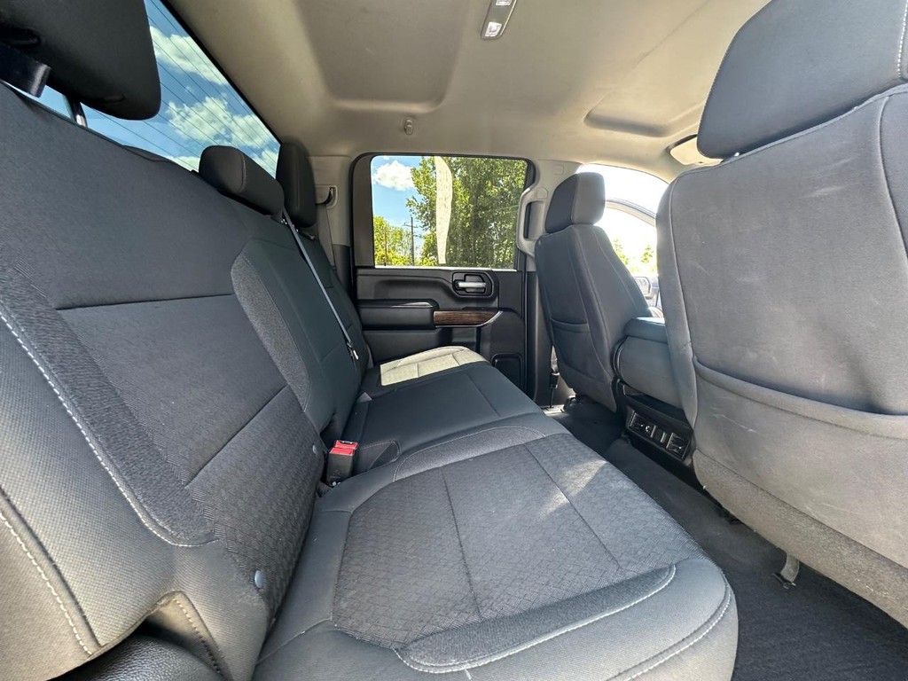 GMC Sierra 2500HD Vehicle Full-screen Gallery Image 19