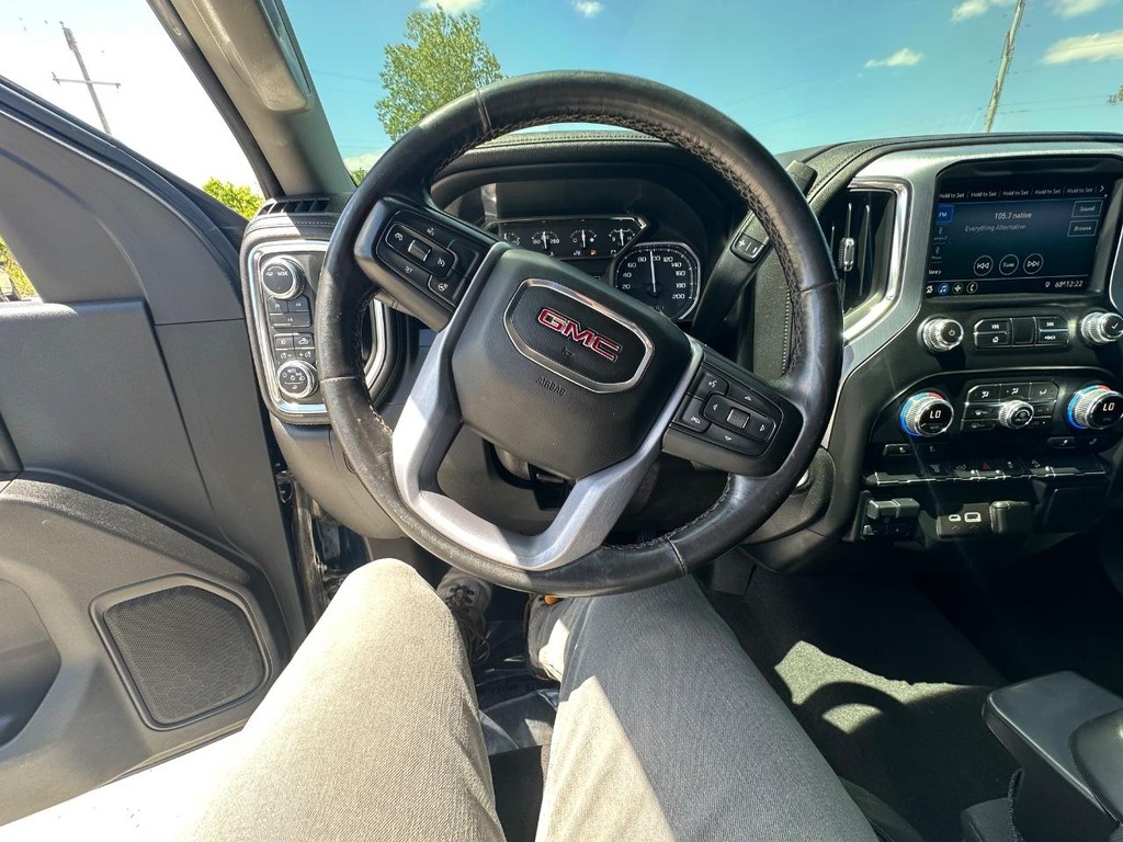 GMC Sierra 2500HD Vehicle Full-screen Gallery Image 20