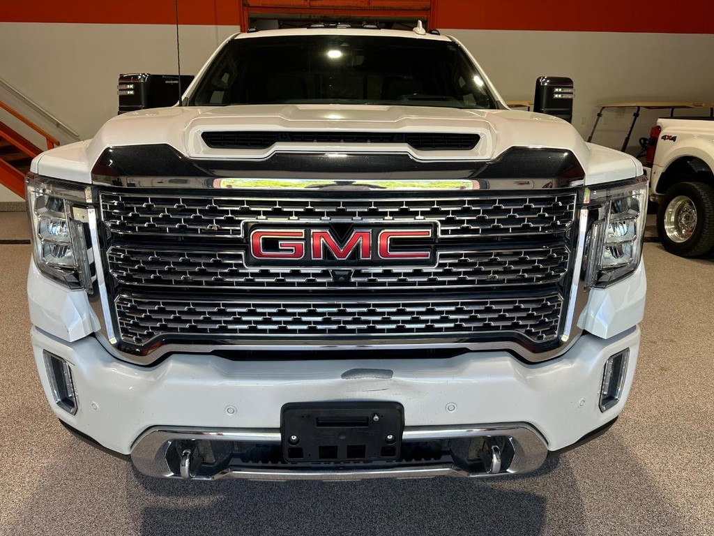 GMC Sierra 3500HD Vehicle Full-screen Gallery Image 8