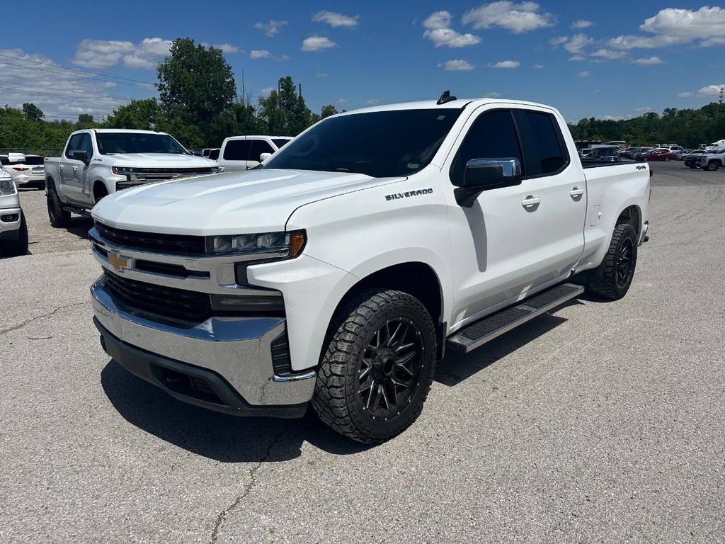 Chevrolet Silverado 1500 Vehicle Full-screen Gallery Image 8