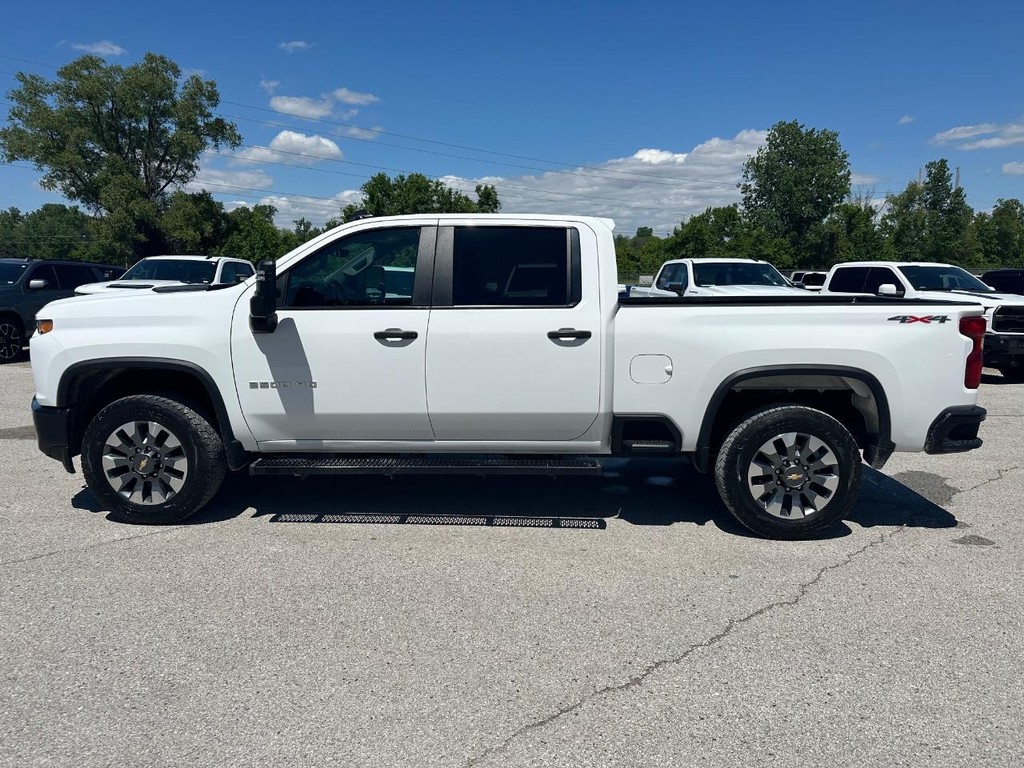 Chevrolet Silverado 2500HD Vehicle Full-screen Gallery Image 7