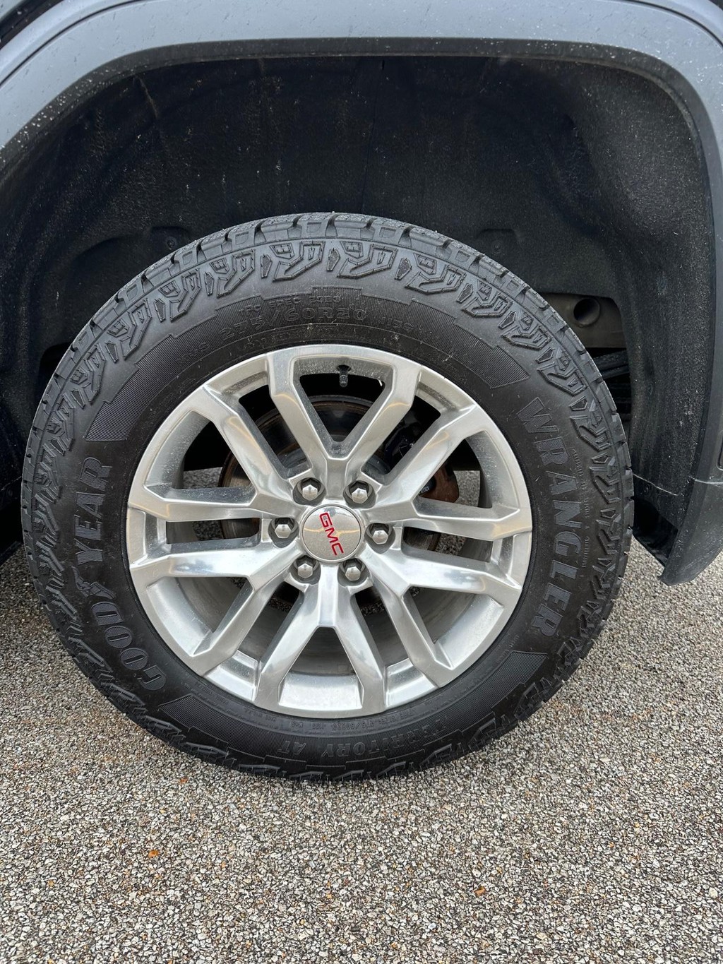 GMC Sierra 1500 Vehicle Full-screen Gallery Image 8