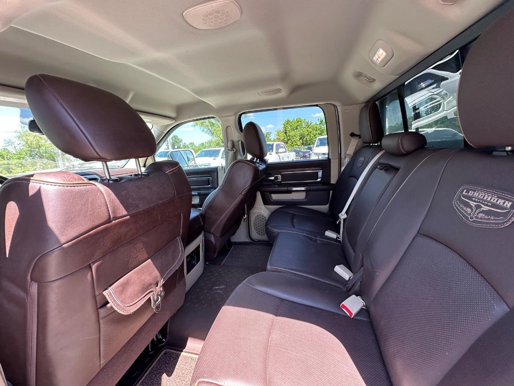 Ram 1500 Vehicle Full-screen Gallery Image 16