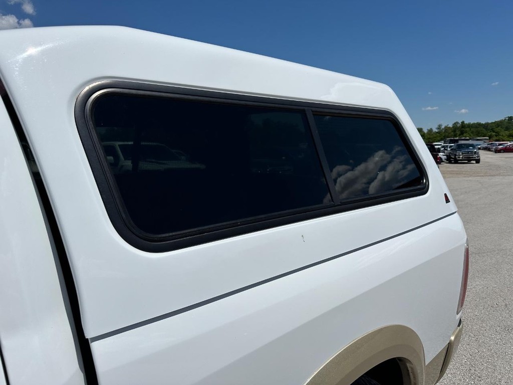 Ram 1500 Vehicle Full-screen Gallery Image 17