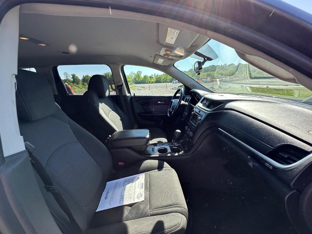 Chevrolet Traverse Vehicle Full-screen Gallery Image 11