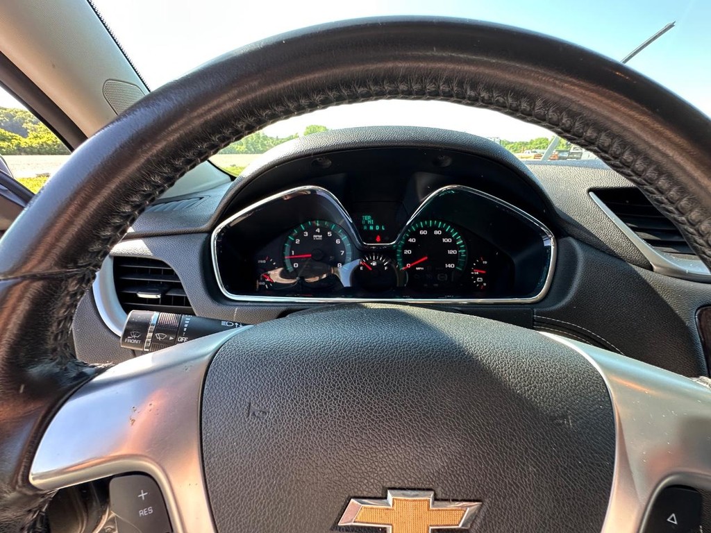 Chevrolet Traverse Vehicle Full-screen Gallery Image 14