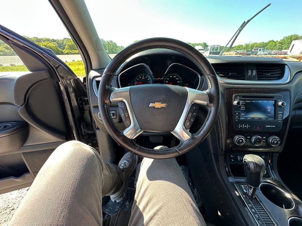 Chevrolet Traverse Vehicle Full-screen Gallery Image 19
