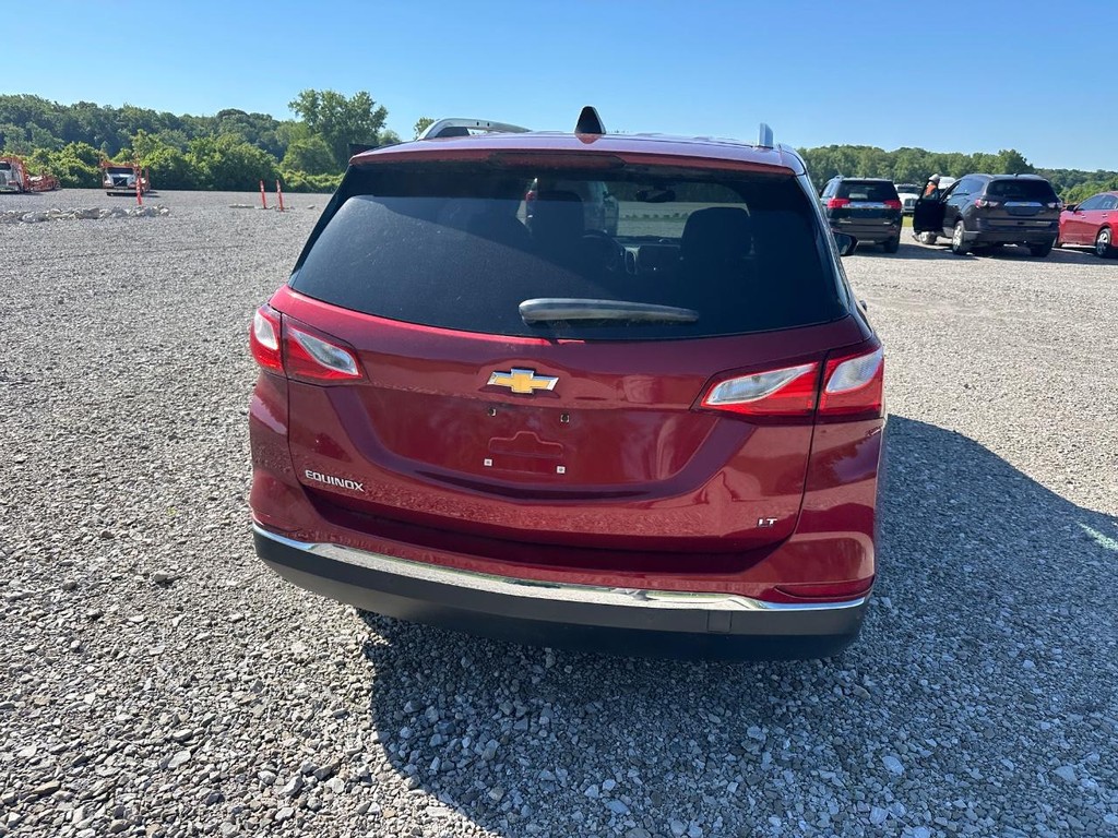 Chevrolet Equinox Vehicle Full-screen Gallery Image 2